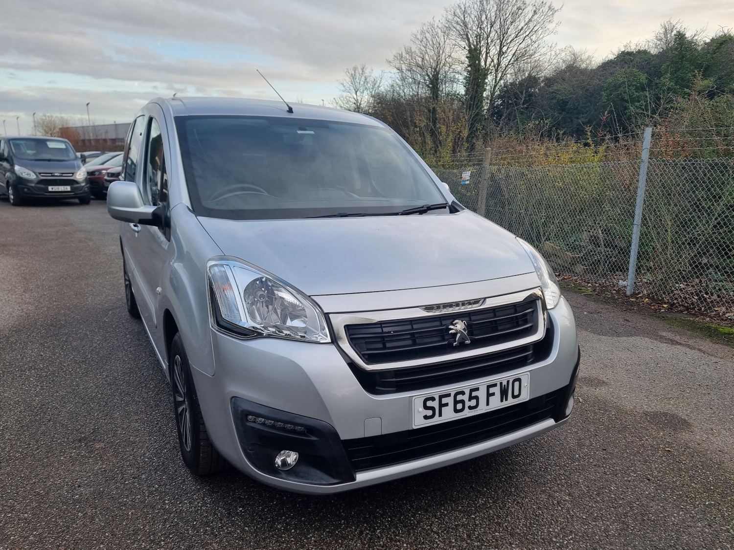 Used Peugeot Partner Tepee 2015 for sale - 76982731: Photo 13