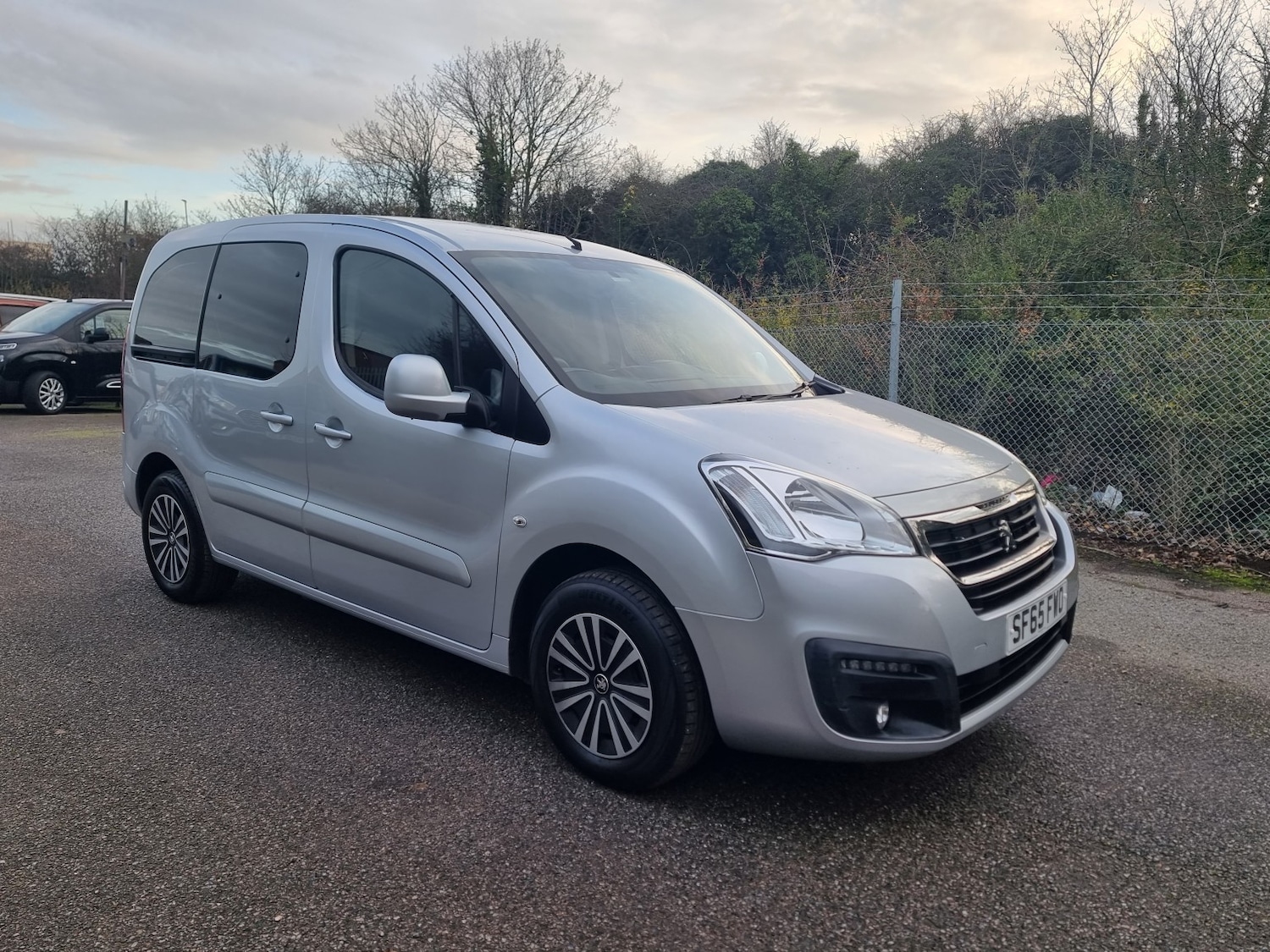 Used Peugeot Partner Tepee 2015 for sale - 76982731: Photo 14