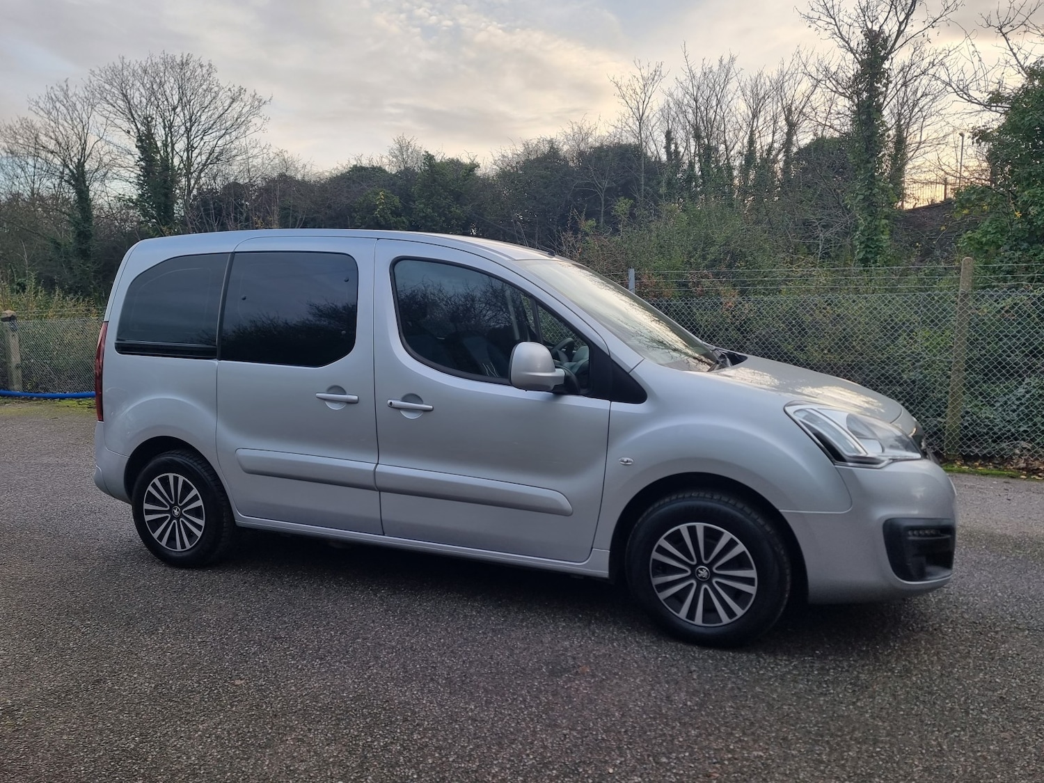 Used Peugeot Partner Tepee 2015 for sale - 76982731: Photo 15