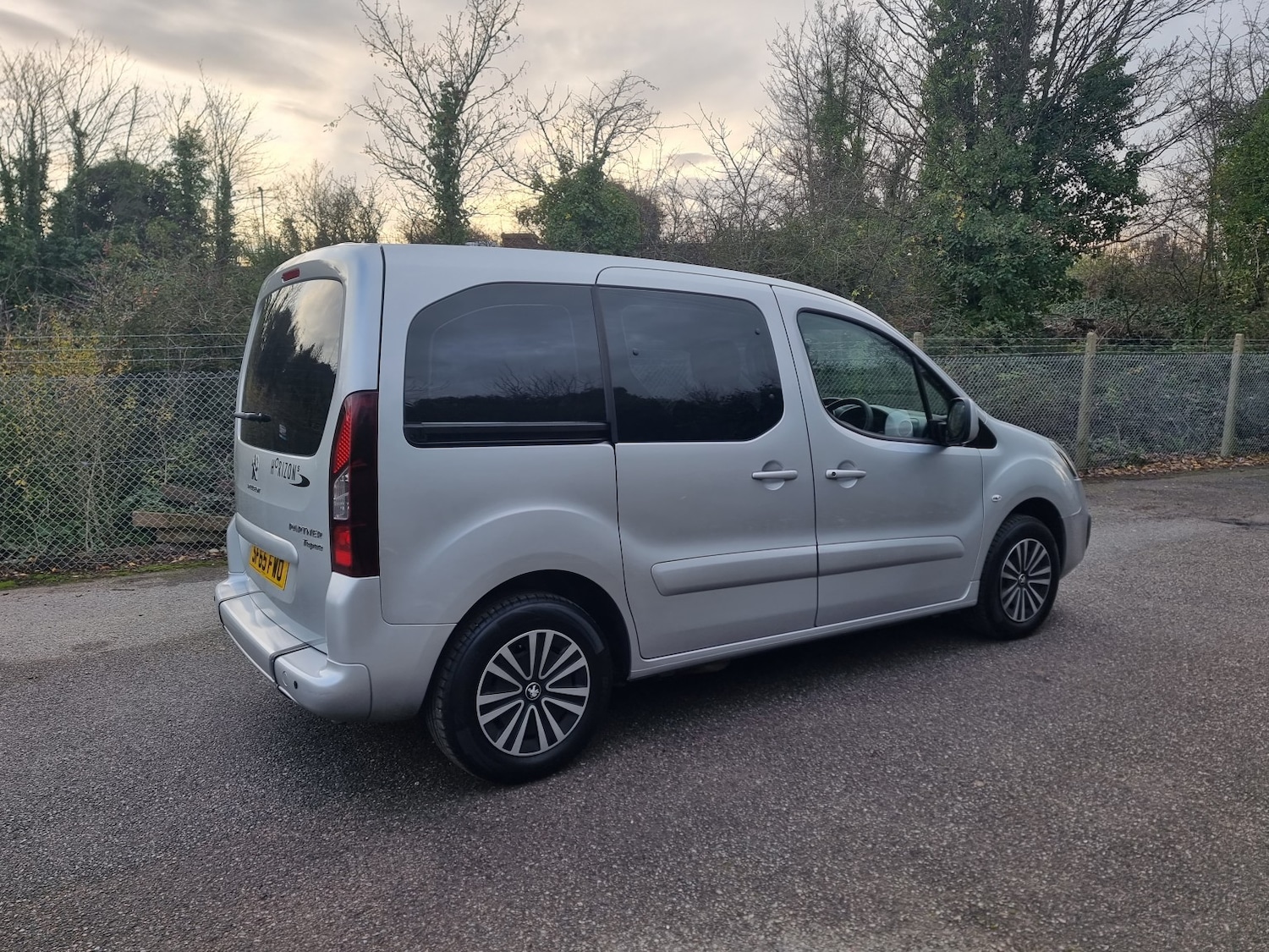 Used Peugeot Partner Tepee 2015 for sale - 76982731: Photo 17