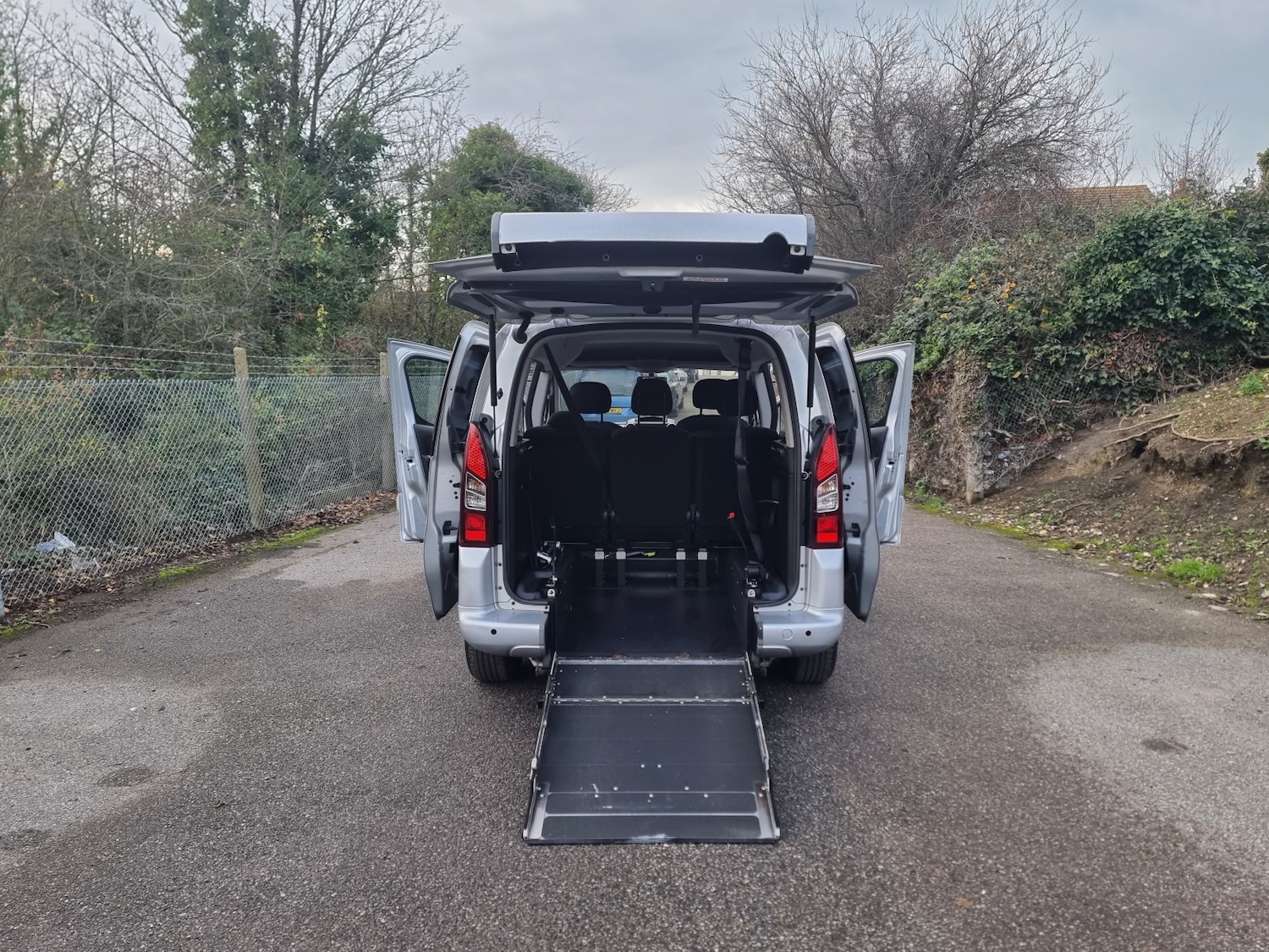 Used Peugeot Partner Tepee 2015 for sale - 76982731: Photo 19