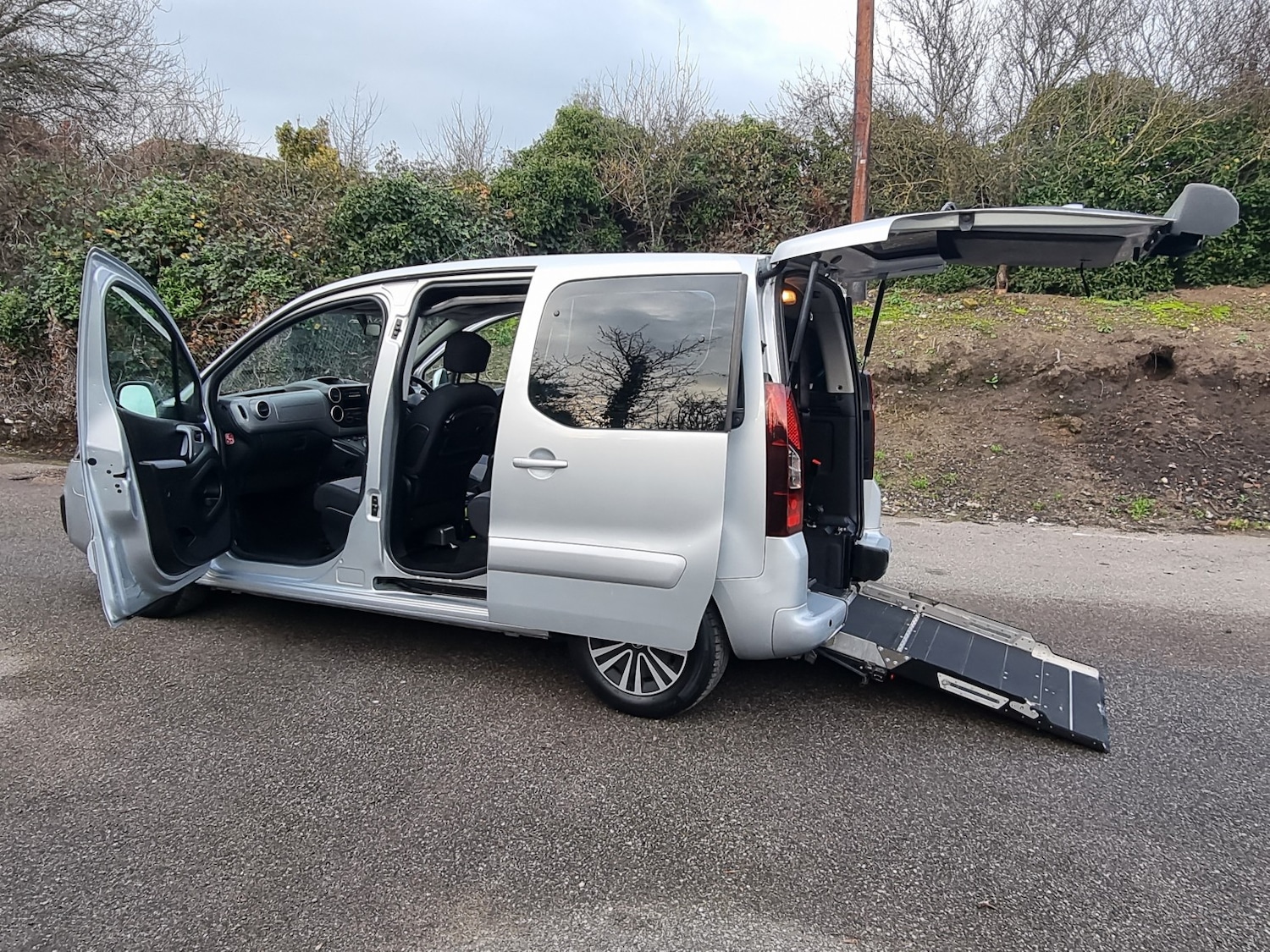 Used Peugeot Partner Tepee 2015 for sale - 76982731: Photo 21