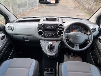 Used Peugeot Partner Tepee 2015 for sale - 76982731: Photo