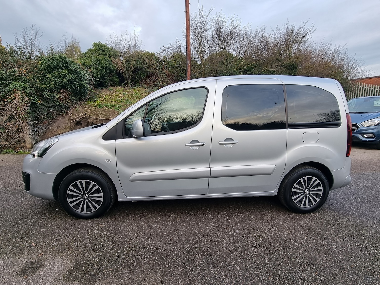 Used Peugeot Partner Tepee 2015 for sale - 76982731: Photo 8