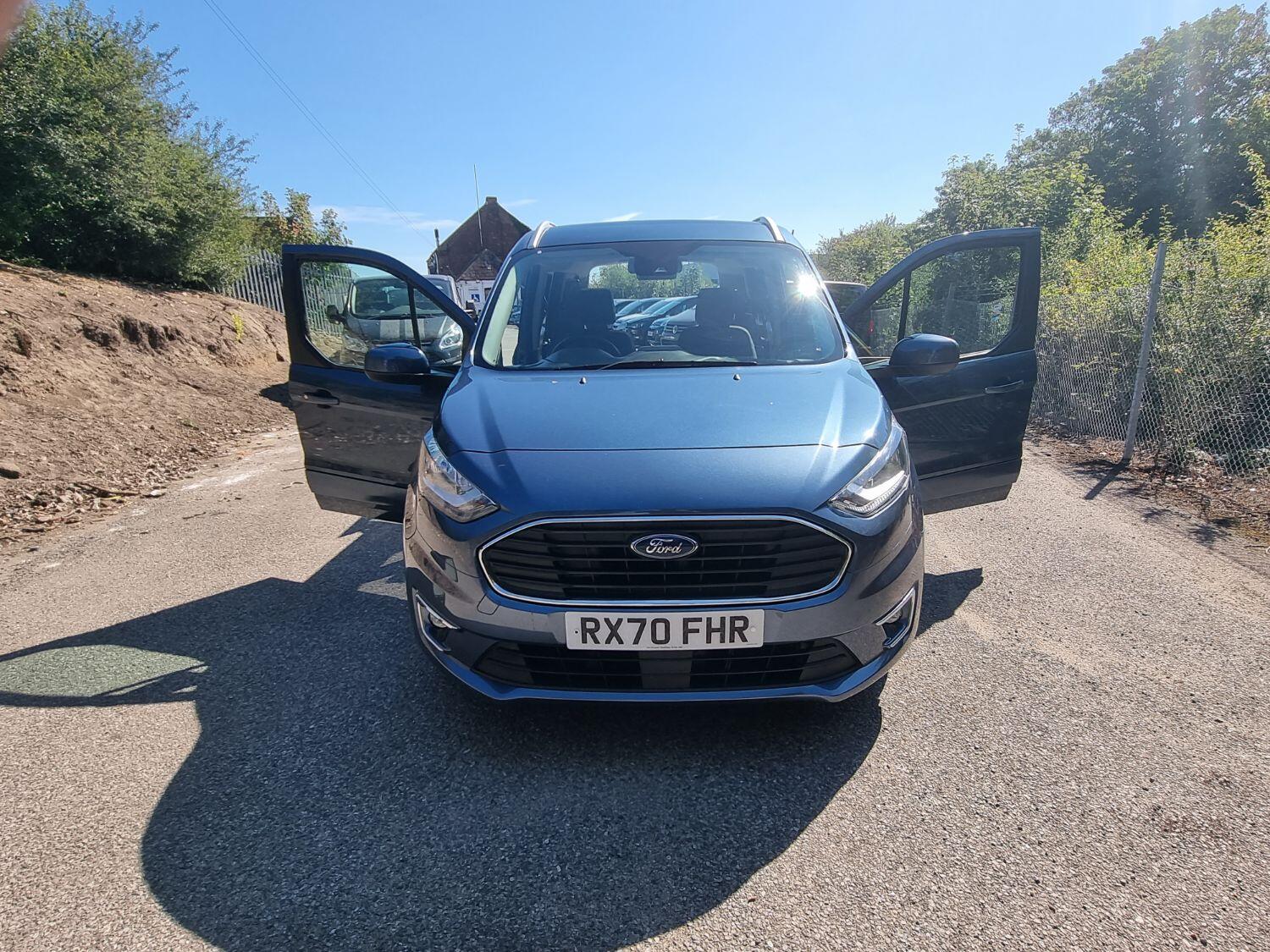 Used Ford Grand Tourneo Connect 2020 for sale - 76625529: Photo 21