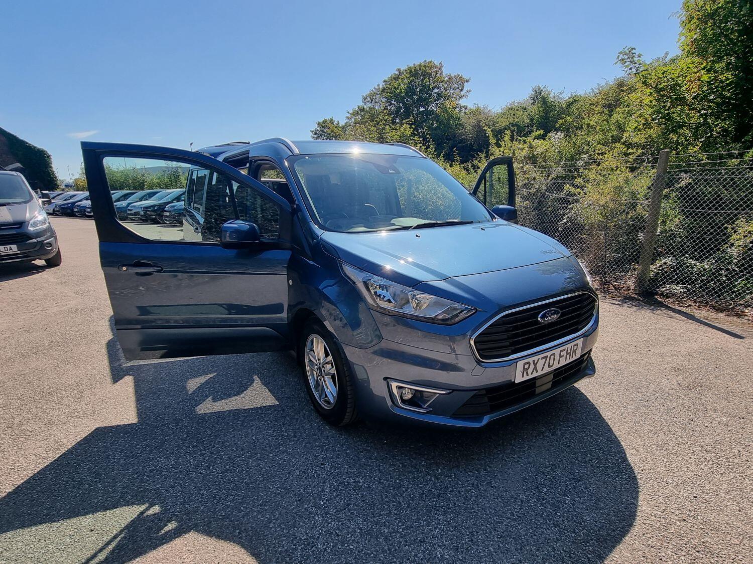 Used Ford Grand Tourneo Connect 2020 for sale - 76625529: Photo 22