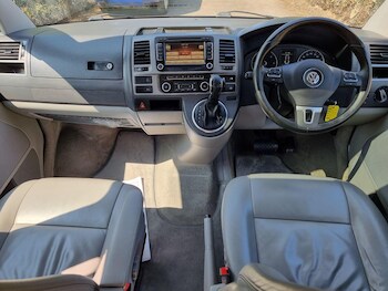 Used Volkswagen Caravelle 2011 for sale - 76625517: Photo