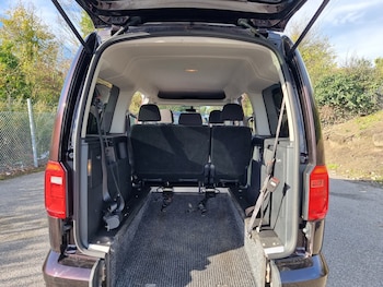 Used Volkswagen Caddy Maxi Life 2017 for sale - 76625523: Photo