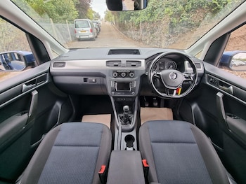 Used Volkswagen Caddy Maxi Life 2017 for sale - 76625522: Photo