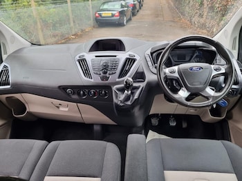 Used Ford Tourneo Custom 2018 for sale - 76625527: Photo