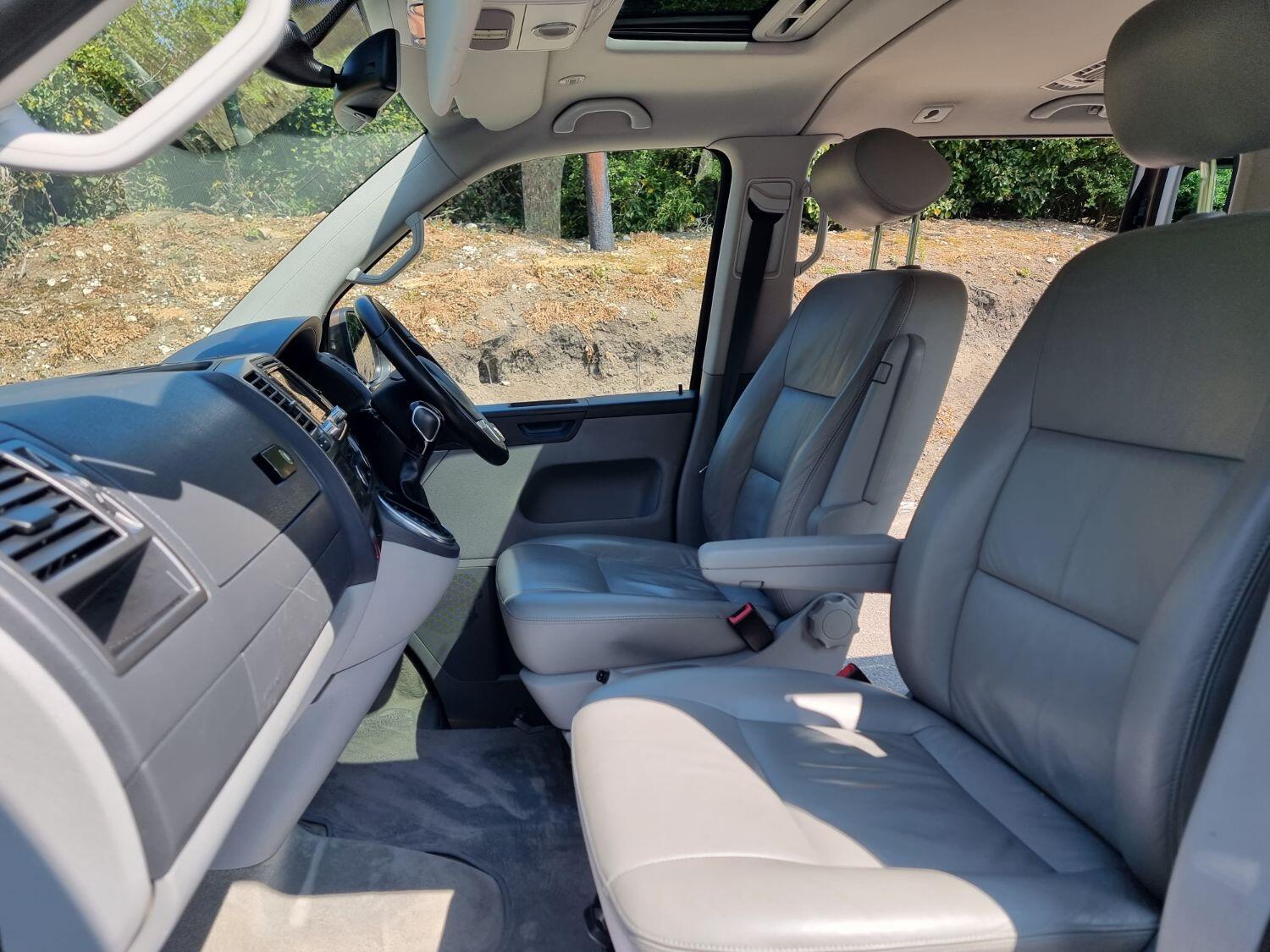 Used Volkswagen Caravelle 2011 for sale - 76769232: Photo 28