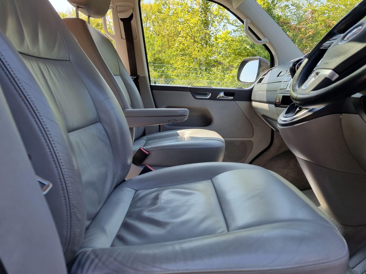 Used Volkswagen Caravelle 2011 for sale - 76769232: Photo 30