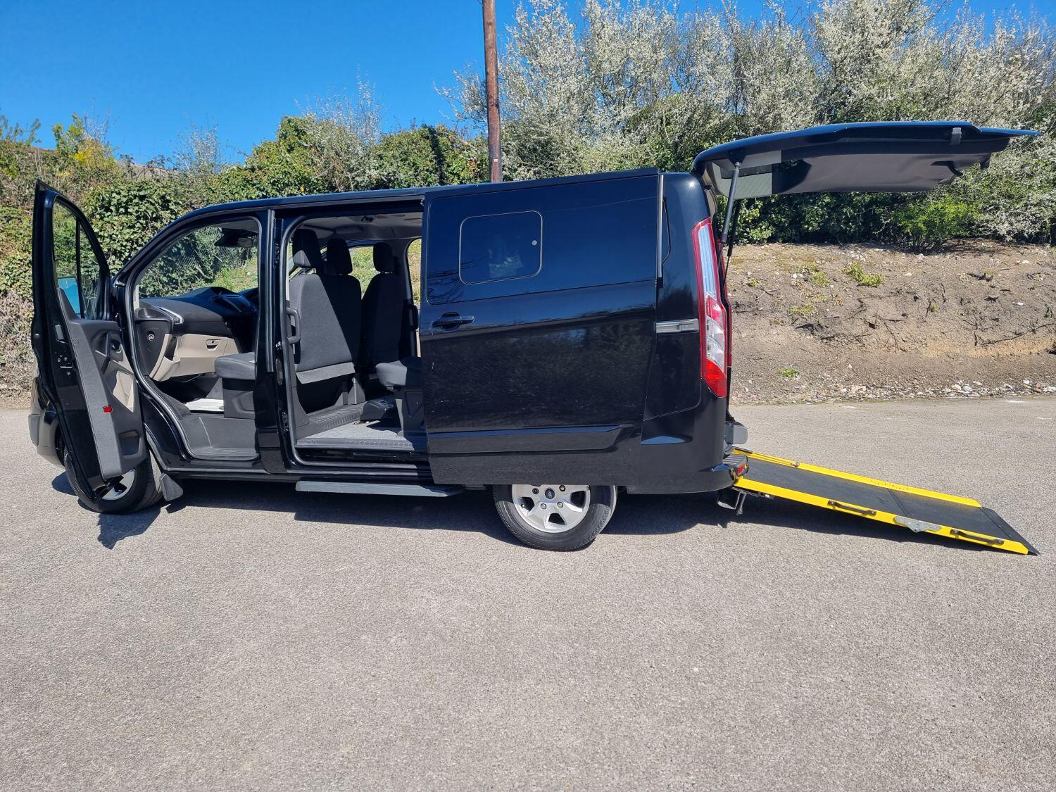 Used Ford Tourneo Custom 2017 for sale - 76794424: Photo 24