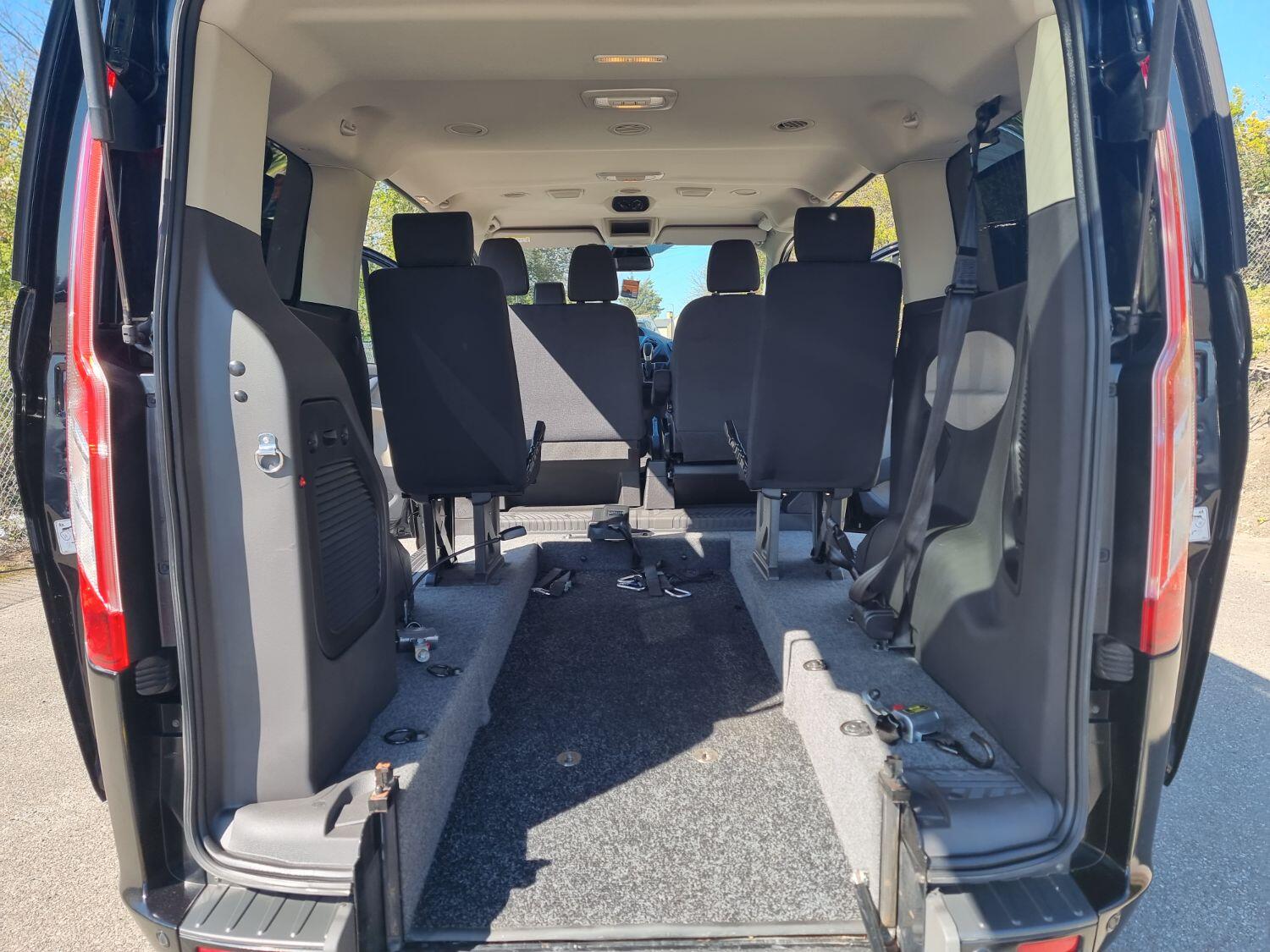 Used Ford Tourneo Custom 2017 for sale - 76794424: Photo 3