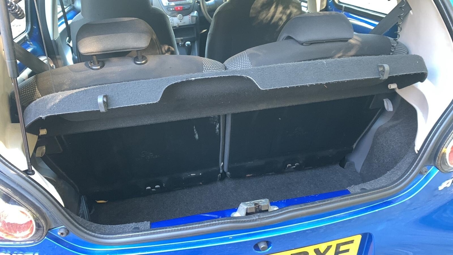 Used Toyota AYGO 2010 for sale - 76374260: Photo 8