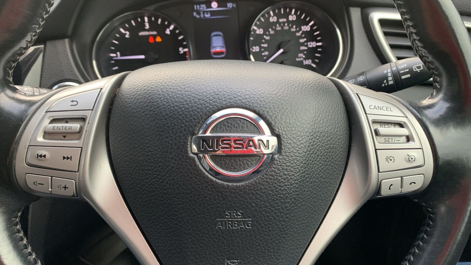 Used Nissan Qashqai 2015 for sale - 77234559: Photo 13
