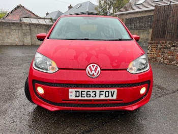 Used Volkswagen up! 2013 for sale - 76159745: Photo 2