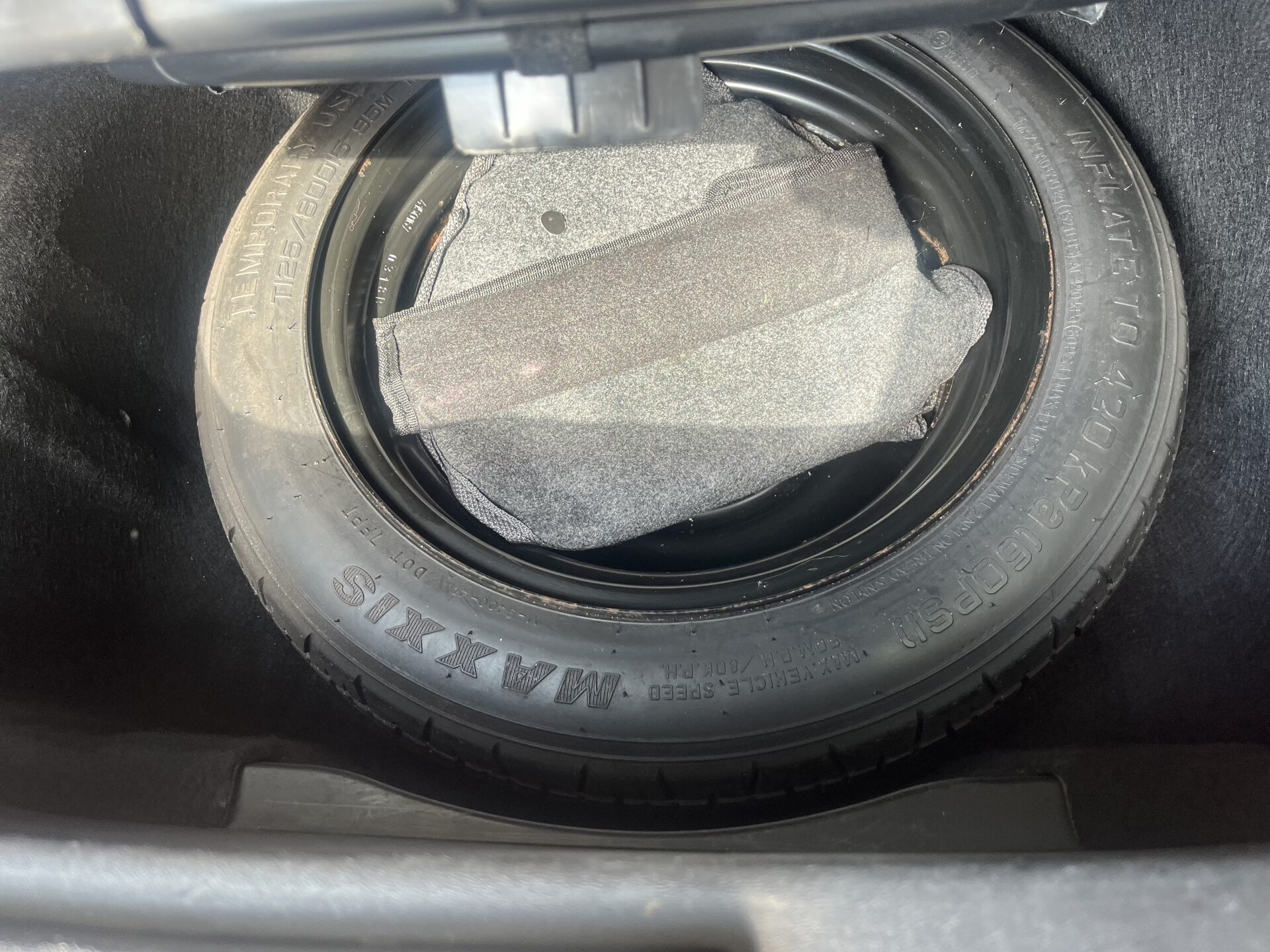 Used Kia Venga 2014 for sale - 76551723: Photo 15