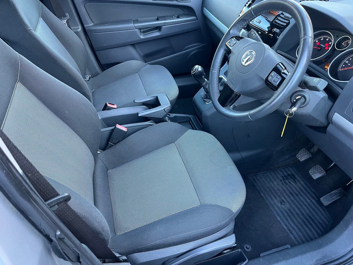 Used Vauxhall Zafira 2012 for sale - 76694475: Photo 10