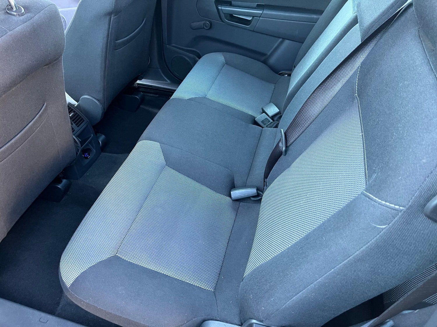 Used Vauxhall Zafira 2012 for sale - 76694475: Photo 13