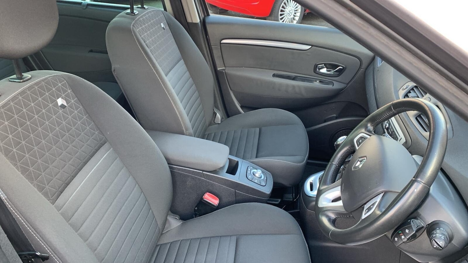 Used Renault Grand Scenic 2014 for sale - 77234558: Photo 5