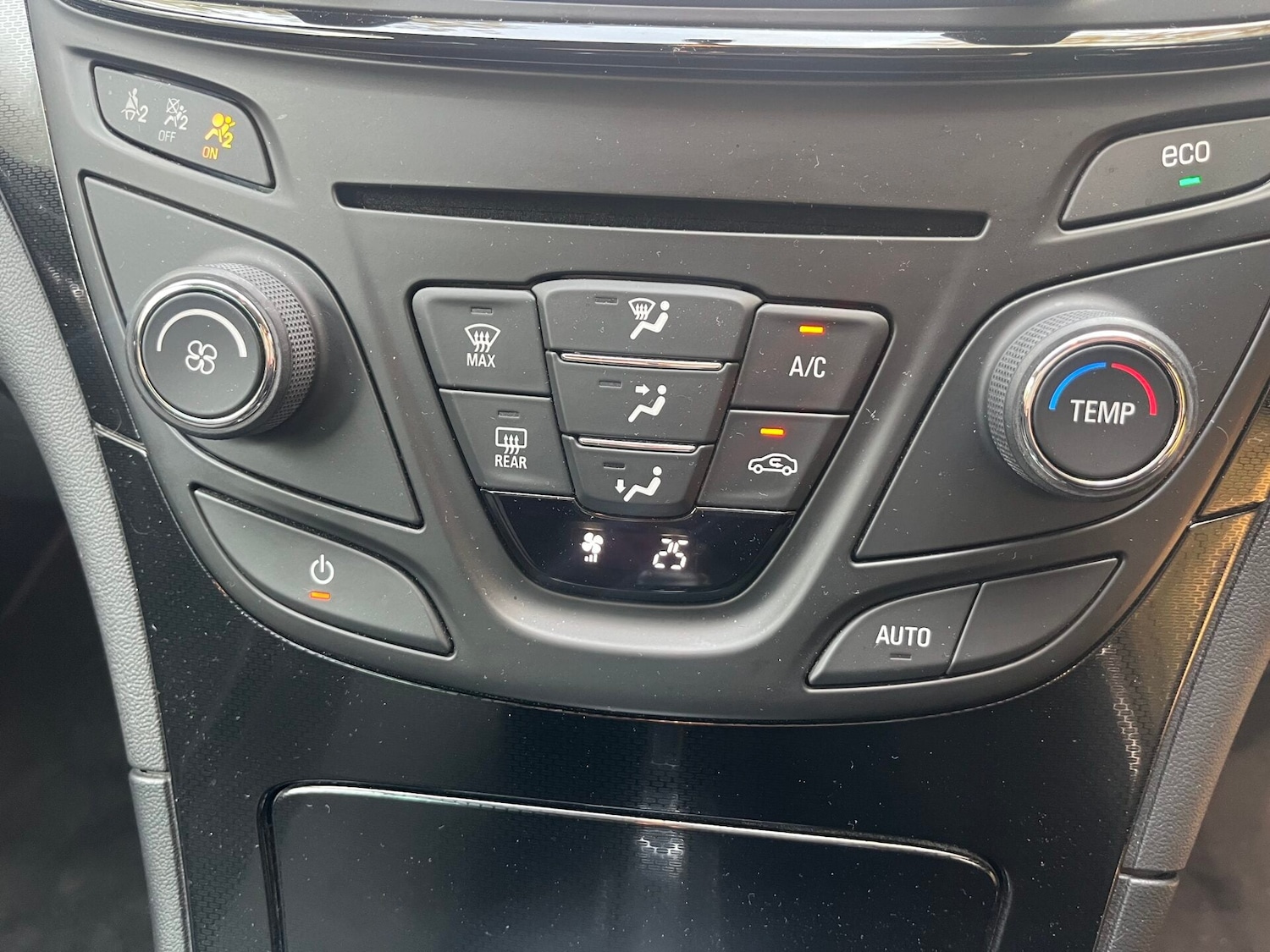 Used Vauxhall Insignia 2016 for sale - 76719447: Photo 15