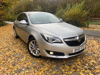 Vauxhall - Insignia