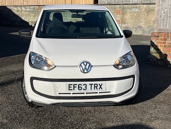 Used Volkswagen up! 2014 for sale - 76694479: Photo
