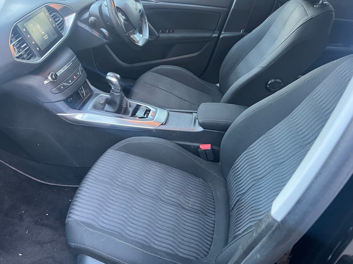 Used Peugeot 308 2015 for sale - 76778170: Photo 10