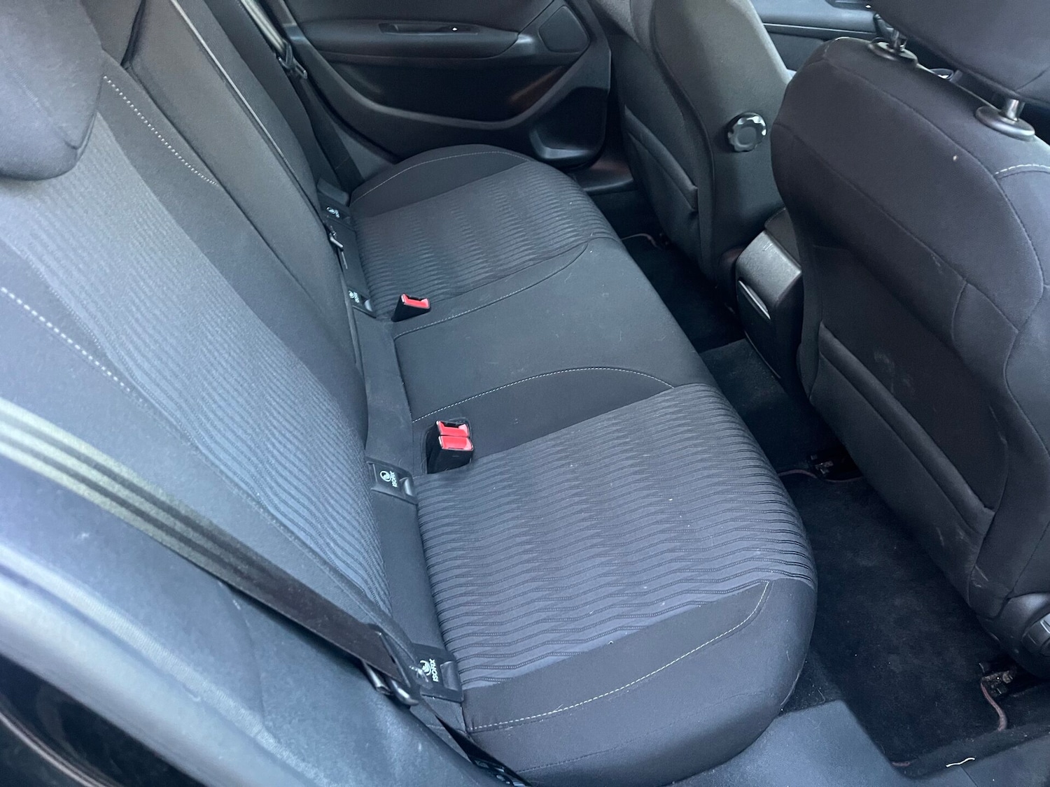 Used Peugeot 308 2015 for sale - 76778170: Photo 11