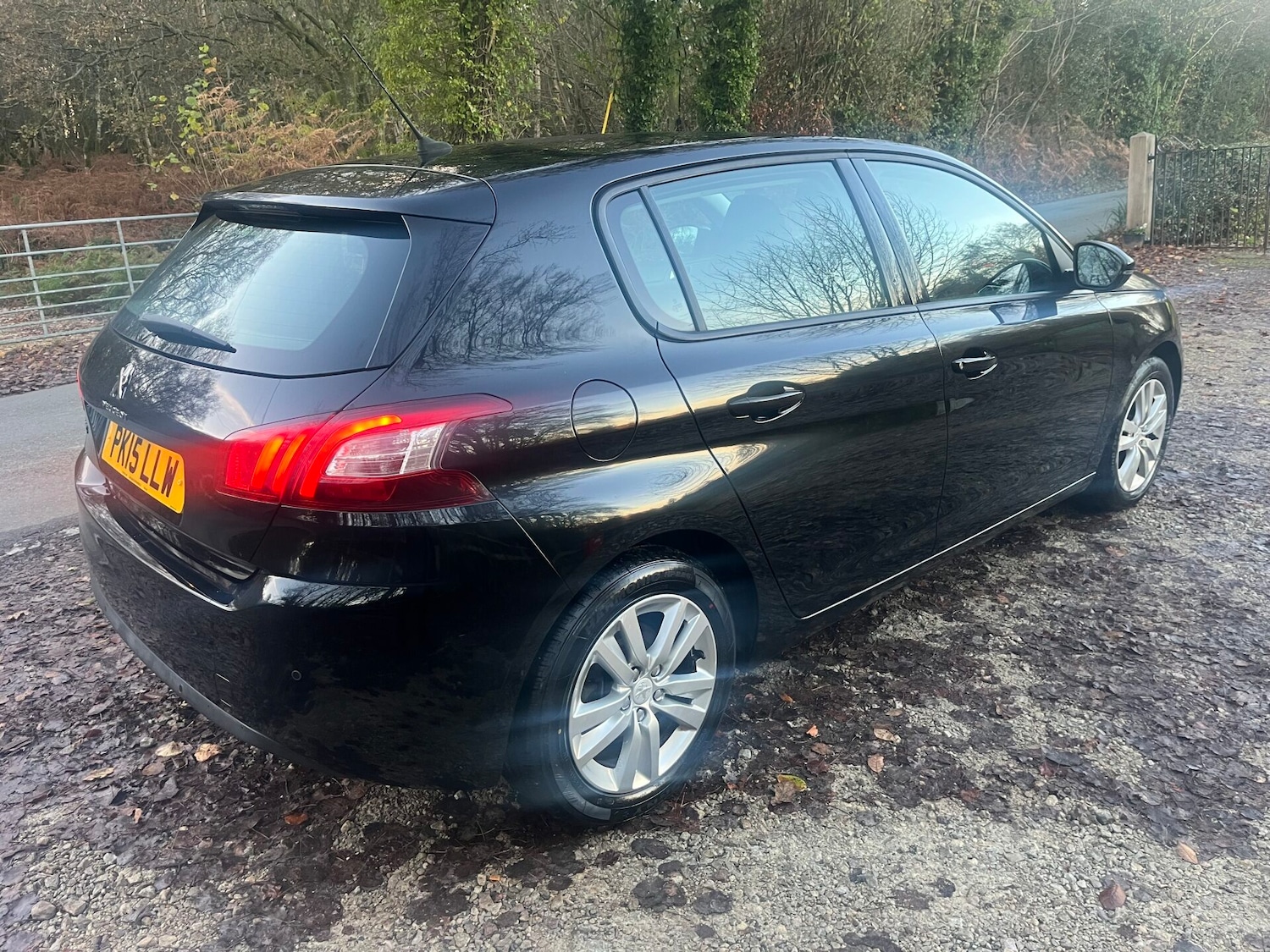 Used Peugeot 308 2015 for sale - 76778170: Photo 4