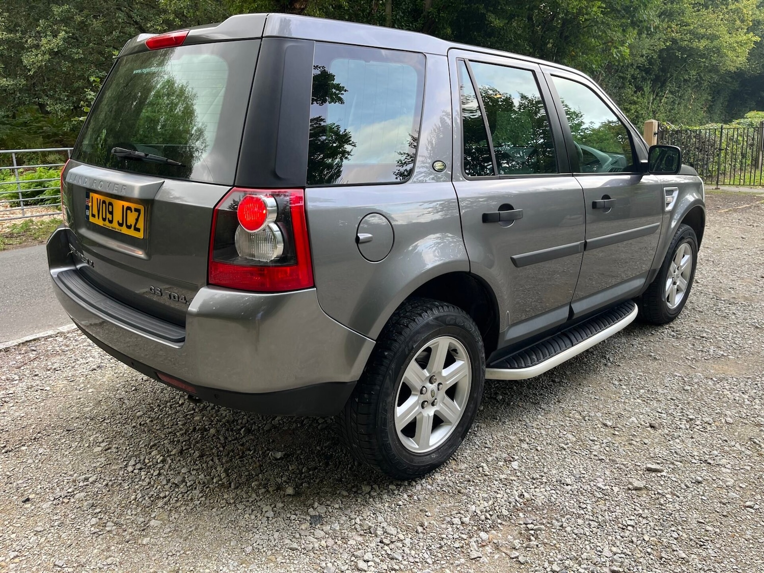 Used Land Rover Freelander 2009 for sale - 76551724: Photo 3