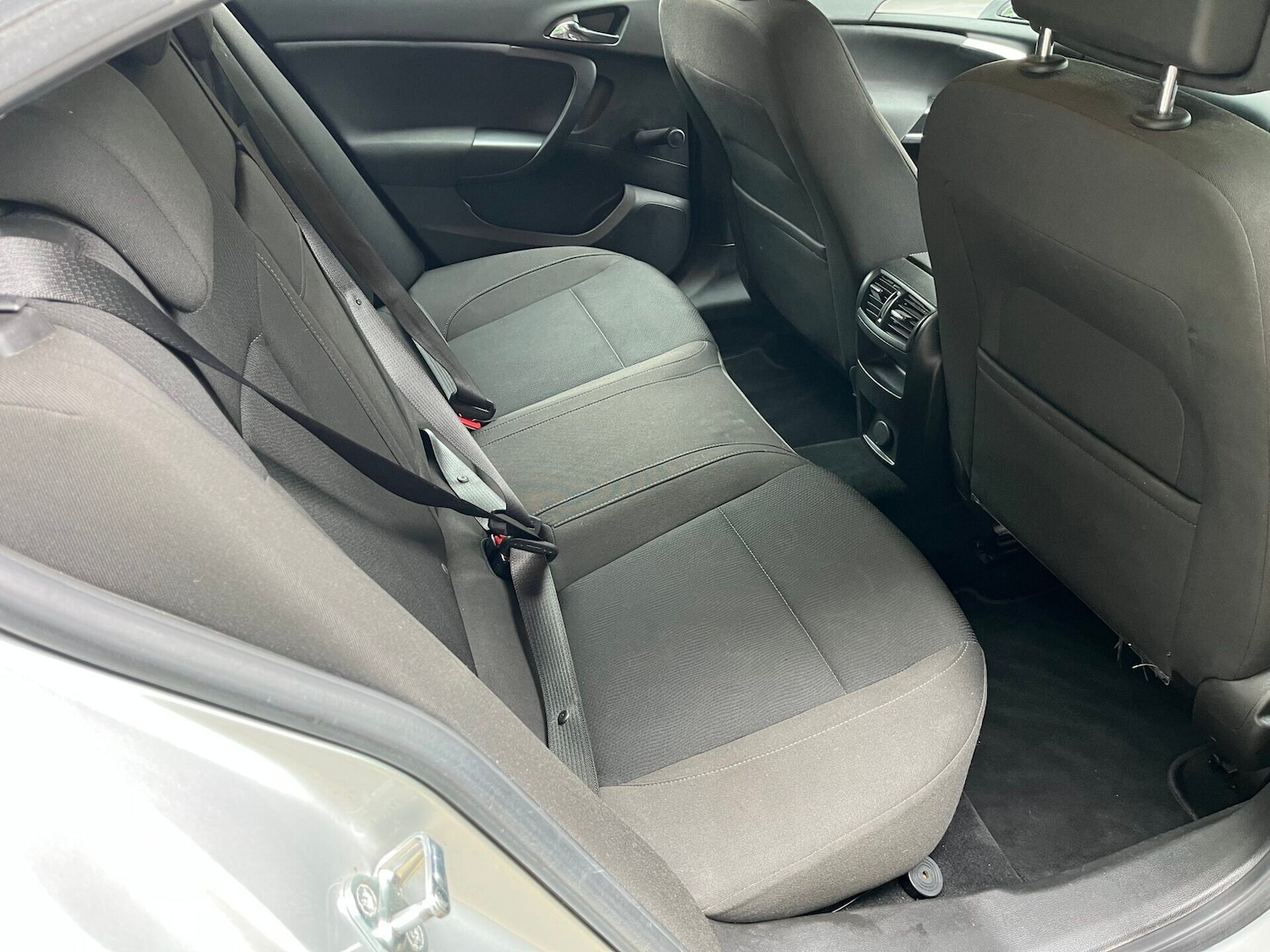 Used Vauxhall Insignia 2010 for sale - 76641723: Photo 12