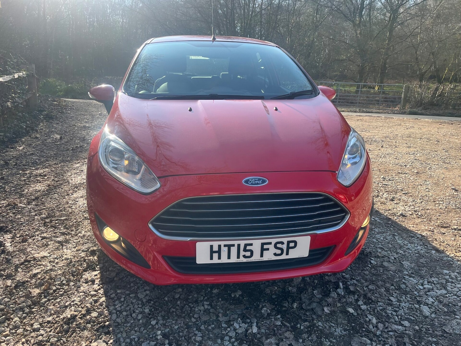 Used Ford Fiesta 2015 for sale - 77747865: Photo 2