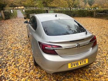 Used Vauxhall Insignia 2016 for sale - 76492288: Photo