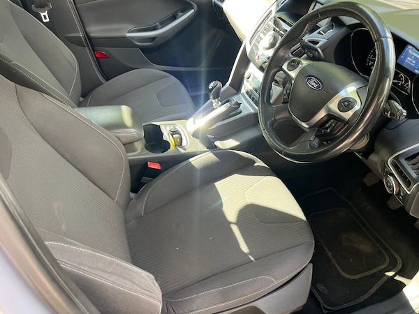 Used Ford Focus 2011 for sale - 76030106: Photo 11