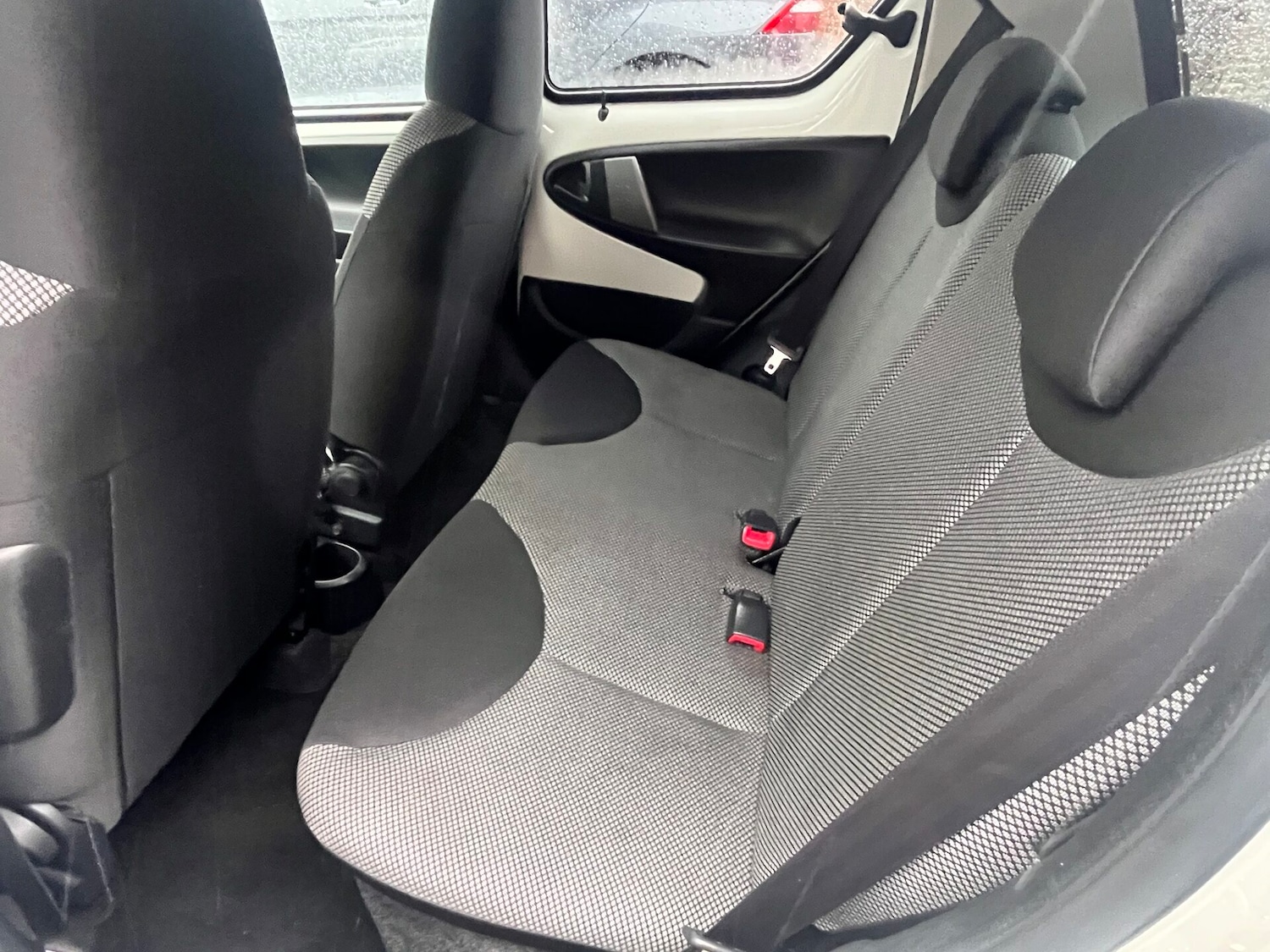 Used Toyota AYGO 2013 for sale - 77530434: Photo 13