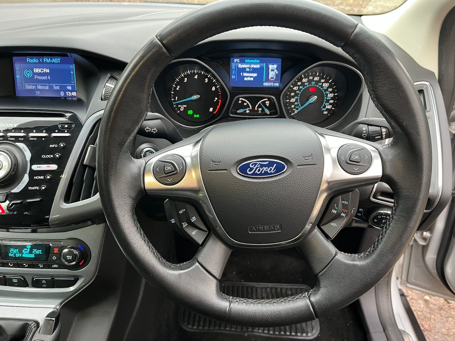 Used Ford Focus 2012 for sale - 76972537: Photo 14