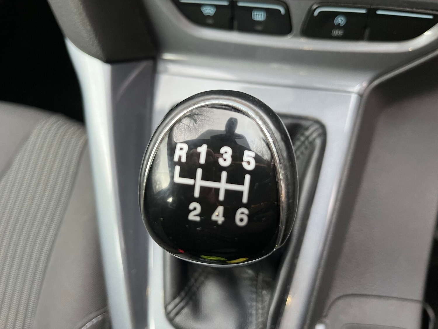 Used Ford Focus 2012 for sale - 76972537: Photo 21