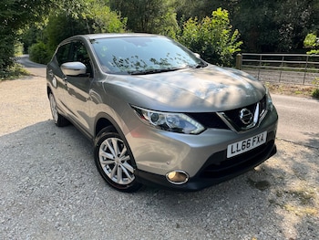 Used Nissan Qashqai 2017 for sale - 75489240: Photo