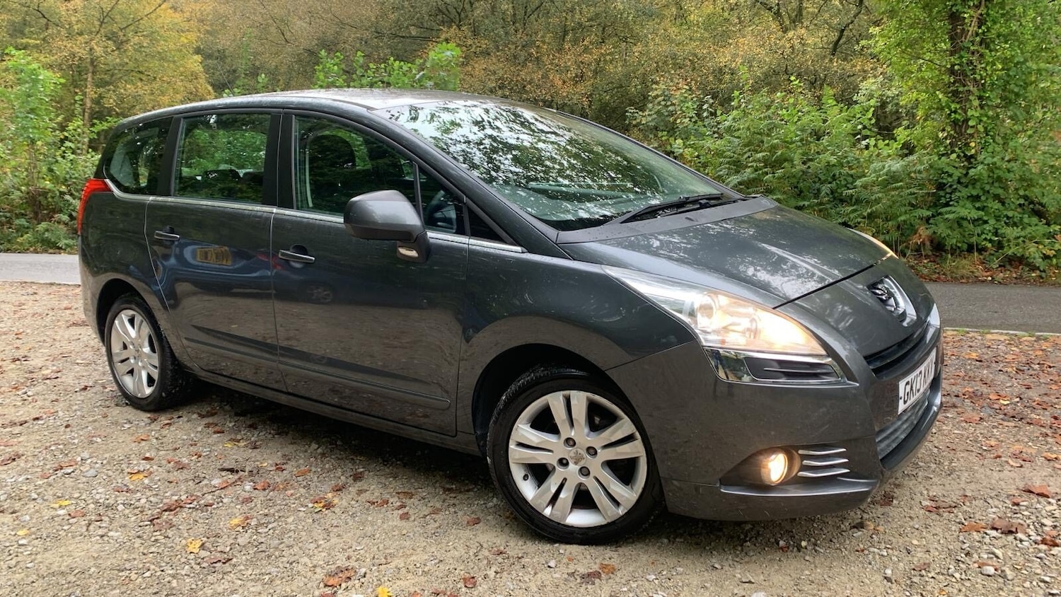 Used Peugeot 5008 2013 for sale - 76273630: Photo 2