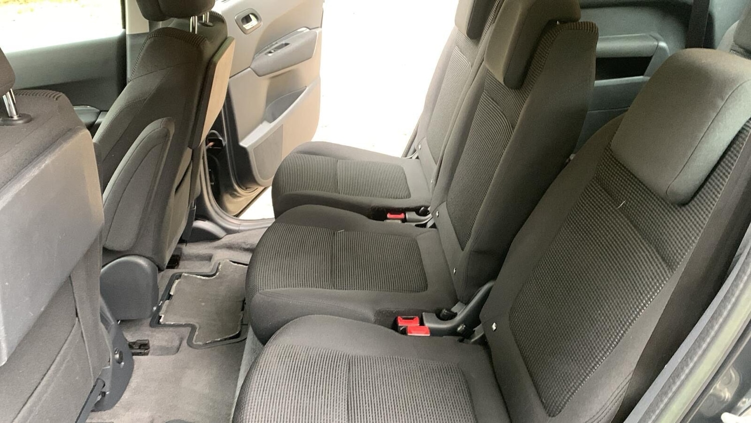 Used Peugeot 5008 2013 for sale - 76273630: Photo 6