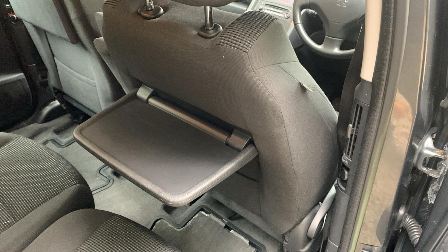 Used Peugeot 5008 2013 for sale - 76273630: Photo 8