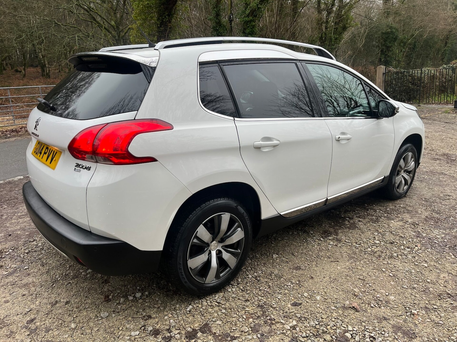 Used Peugeot 2008 2014 for sale - 77493832: Photo 4