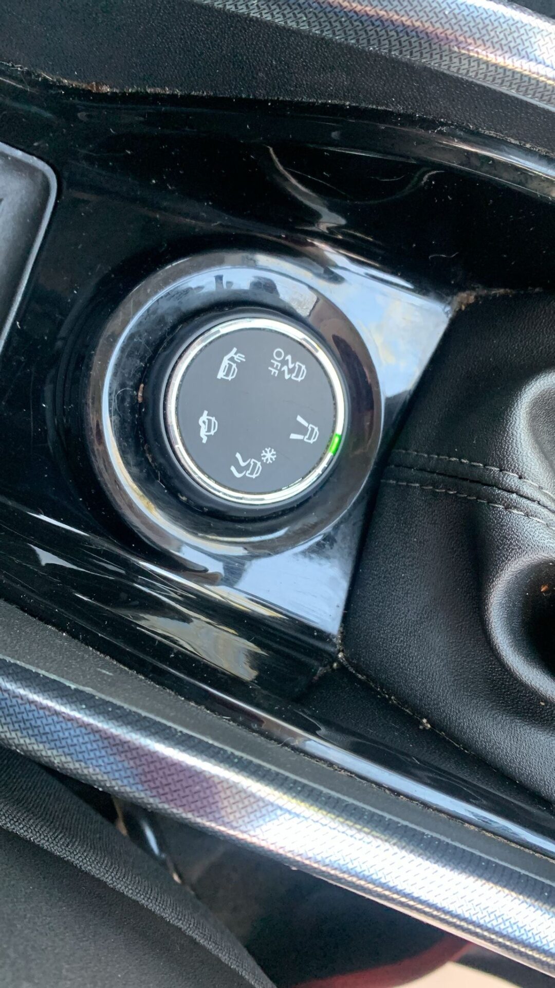 Used Peugeot 2008 2014 for sale - 77974693: Photo 11