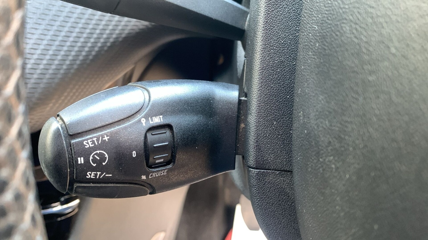 Used Peugeot 2008 2014 for sale - 77974693: Photo 14