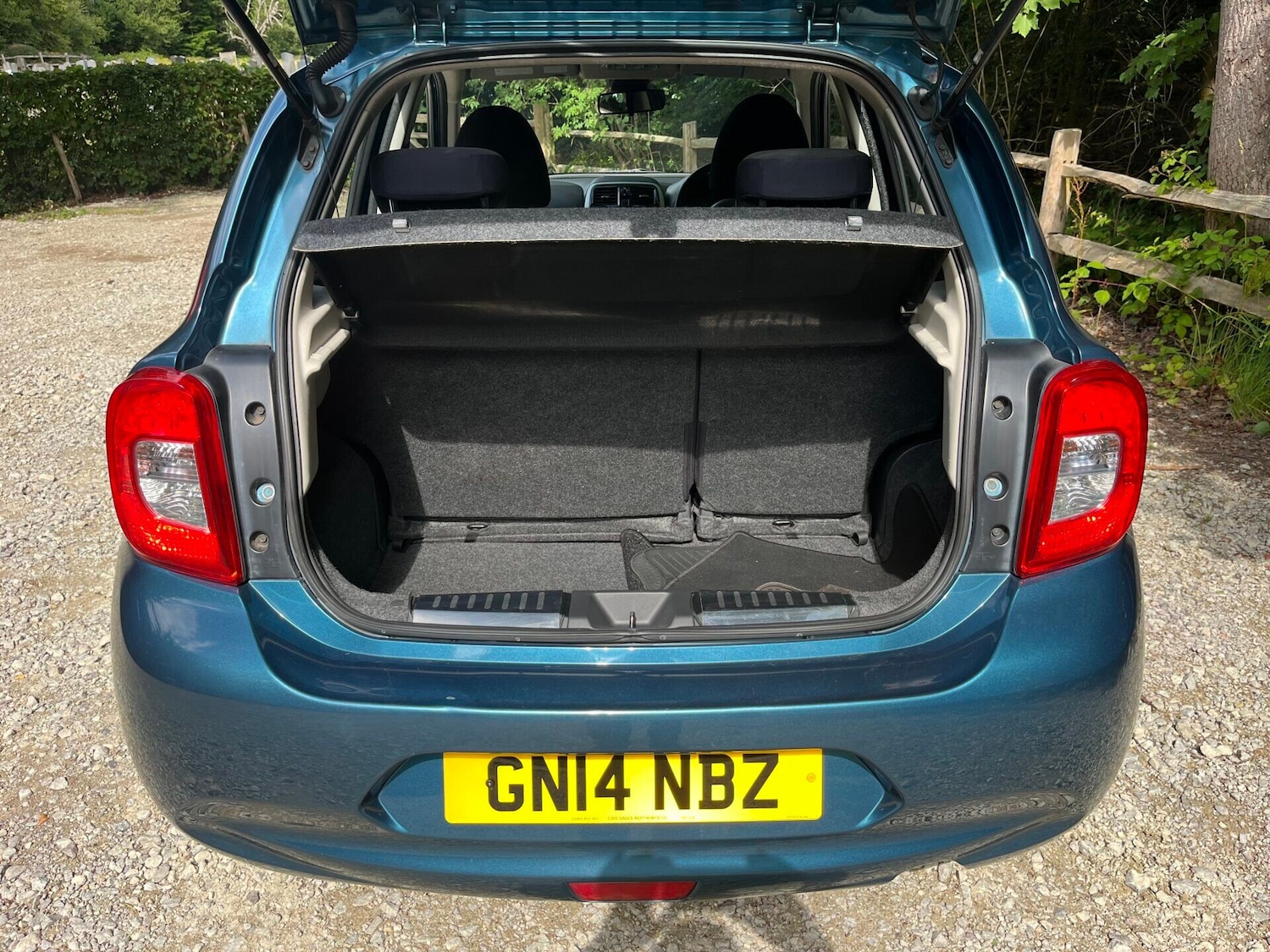 Vehicle 21