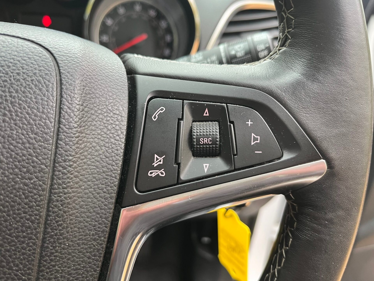 Used Vauxhall Mokka 2015 for sale - 76542950: Photo 17