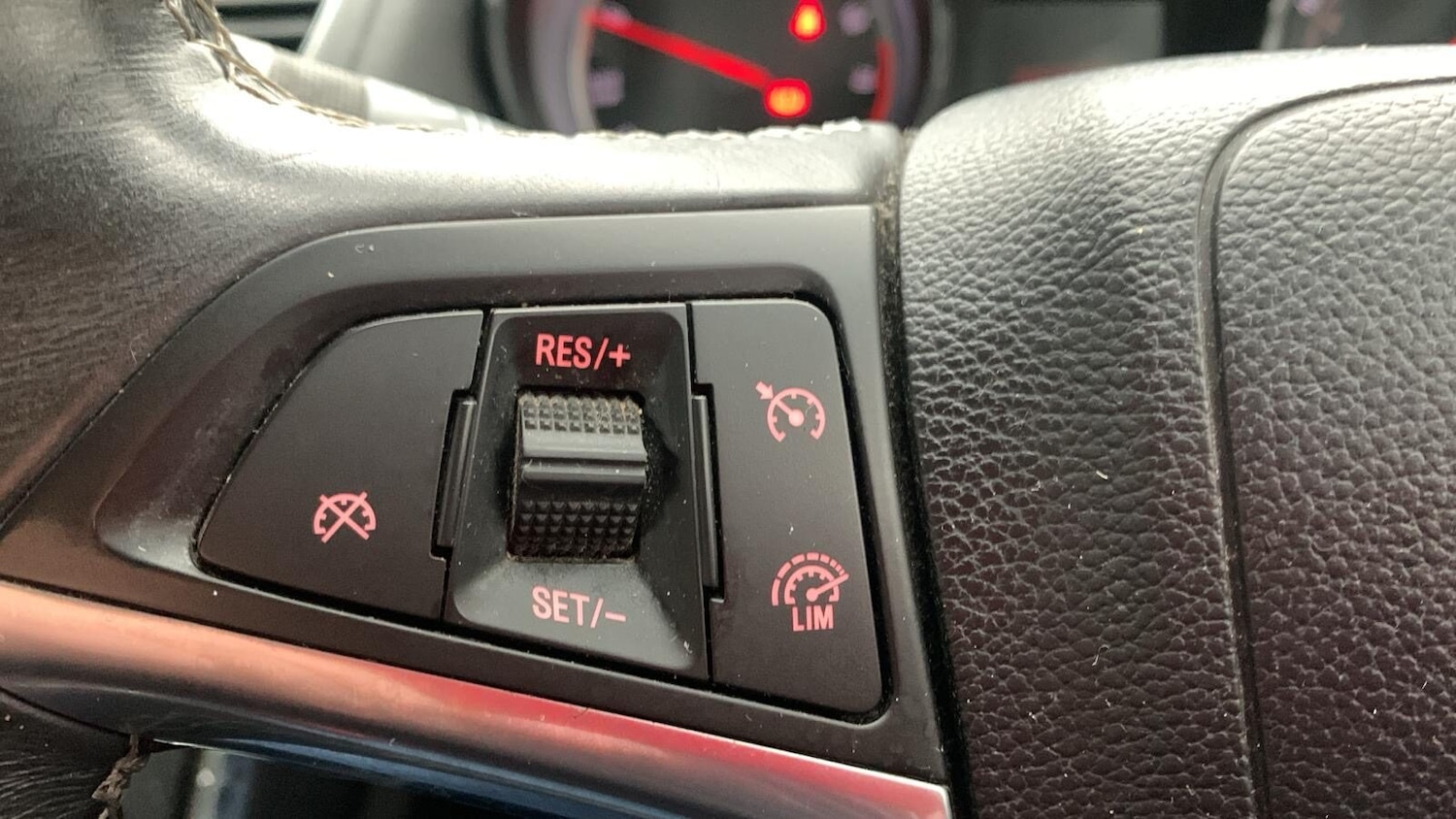 Used Vauxhall Mokka 2015 for sale - 77152748: Photo 10