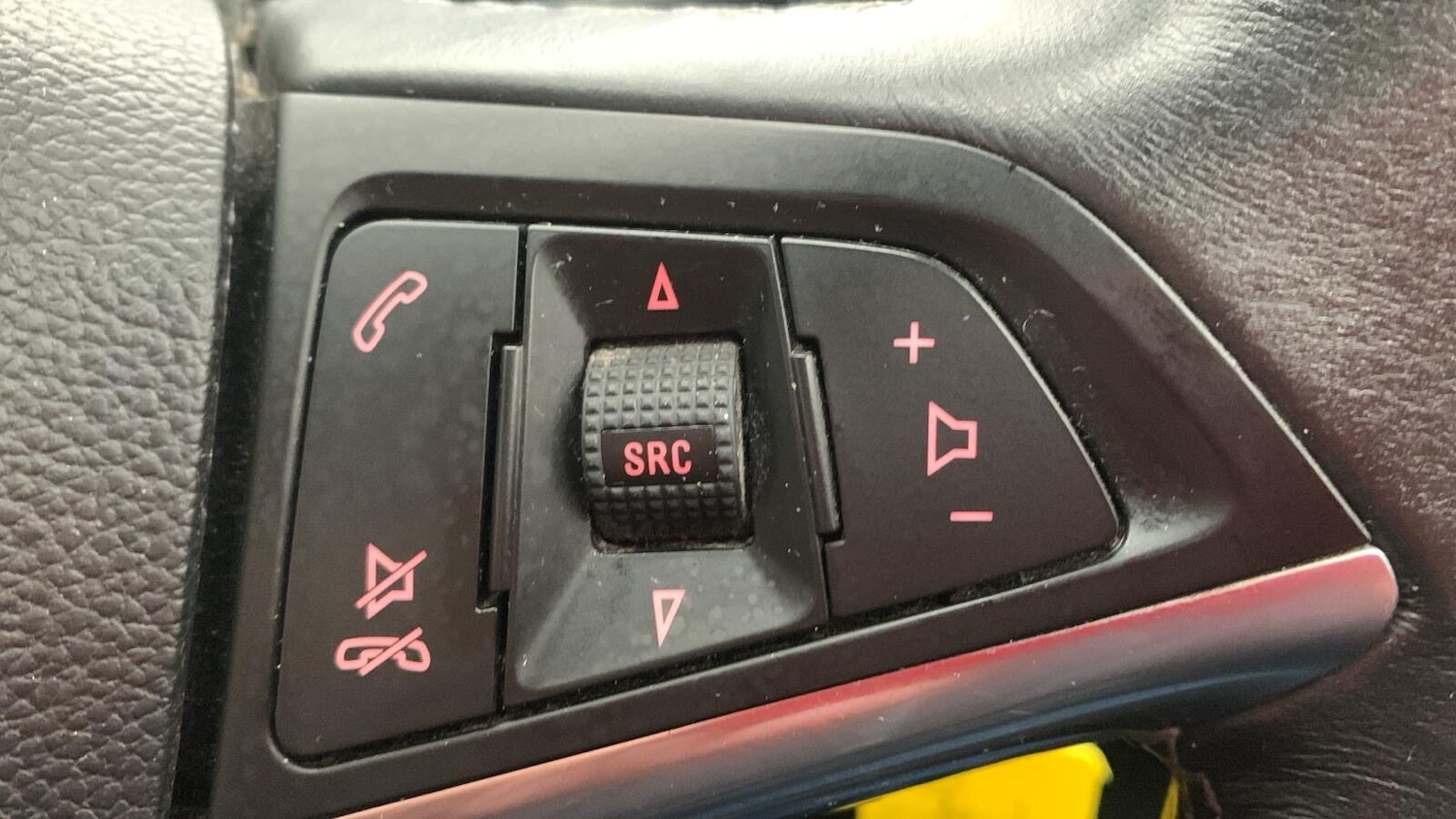 Used Vauxhall Mokka 2015 for sale - 77152748: Photo 11